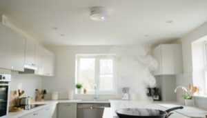 Pourquoi une alarme incendie sonne sans raison ?
